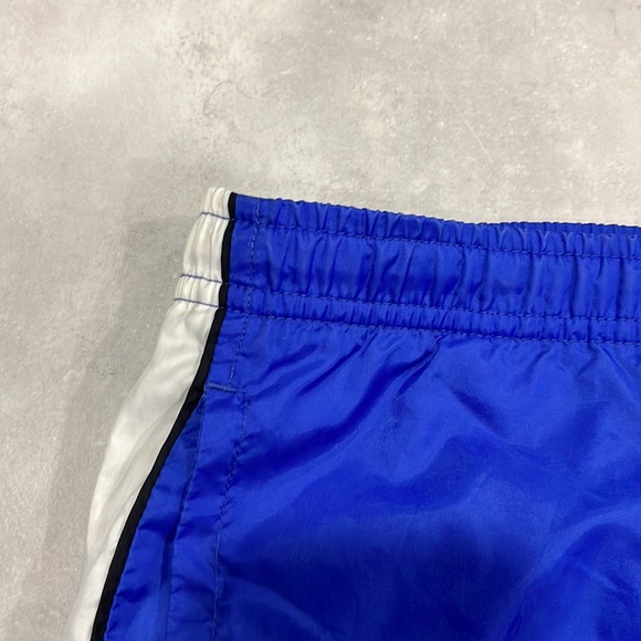 Nike Shorts - Picture 3 of 8